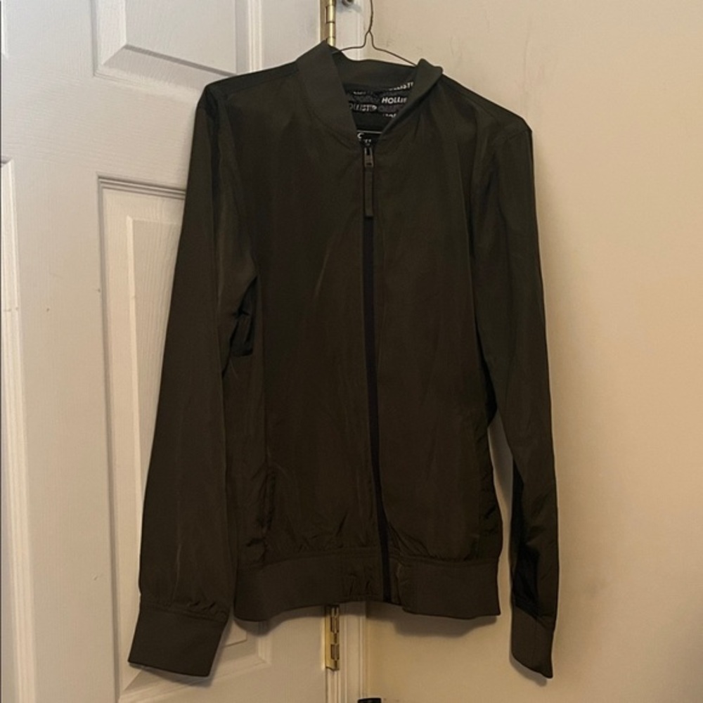 Hollister Olive Windbreaker Jacket